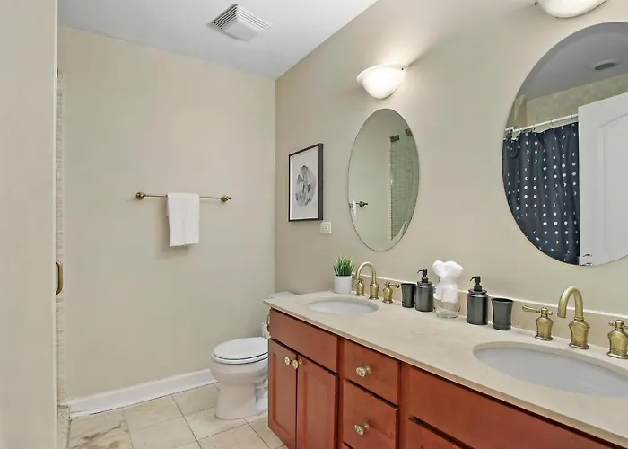 Appartement Splendid 4br Close To Bars & Restaurants - Damen 1r *