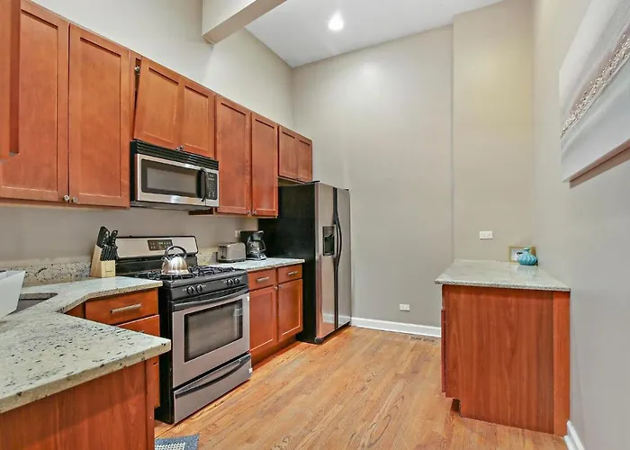 Splendid 4br Close To Bars & Restaurants - Damen 1r Appartement *