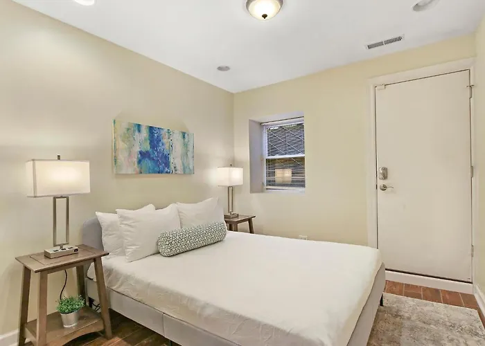 Splendid 4br Close To Bars & Restaurants - Damen 1r *